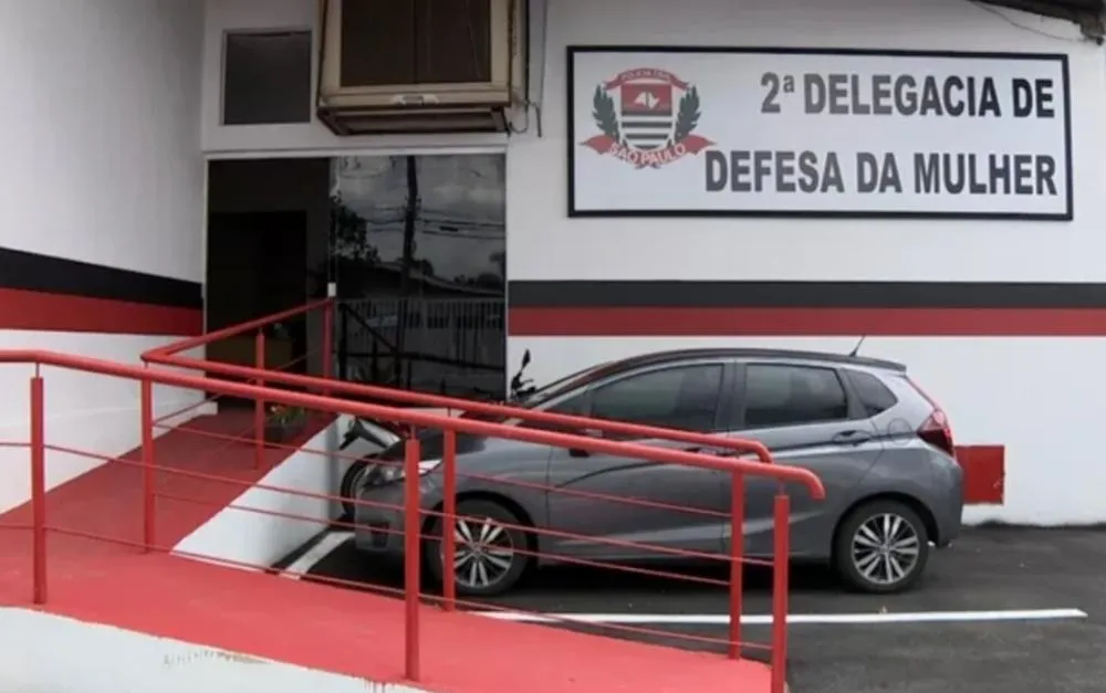 Vítima de agressões recorrentes pede ajuda da PM durante nova briga e marido é preso