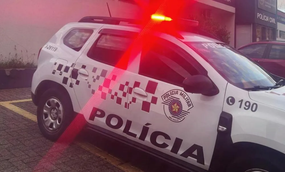 Violão, furadeira e botijão: PM prende homem por furto na Vila São Carlos