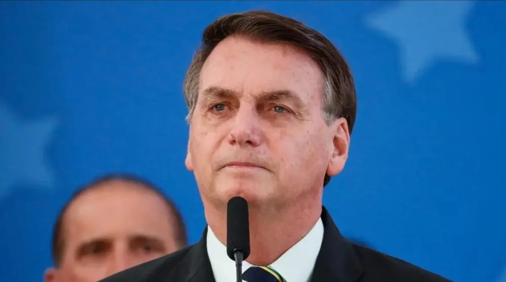 Moraes autoriza Bolsonaro a fazer cirurgia, mas nega prisão domiciliar