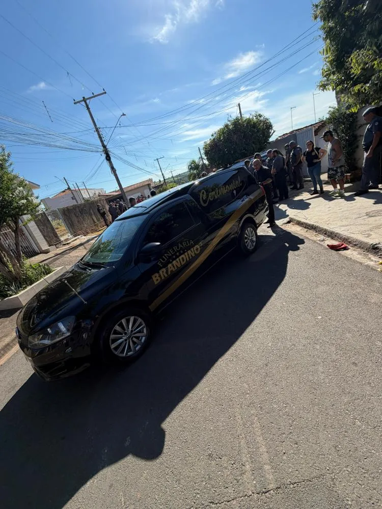 Três são presos e um suspeito é morto em operação da PM e MP em Estiva Gerbi