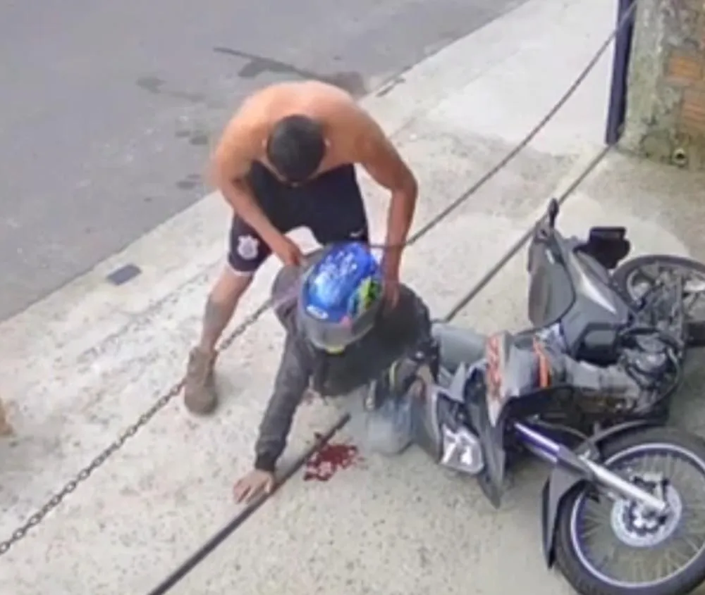 VÍDEO: homem é esfaqueado após ser confundido com agiota em Campos do Jordão