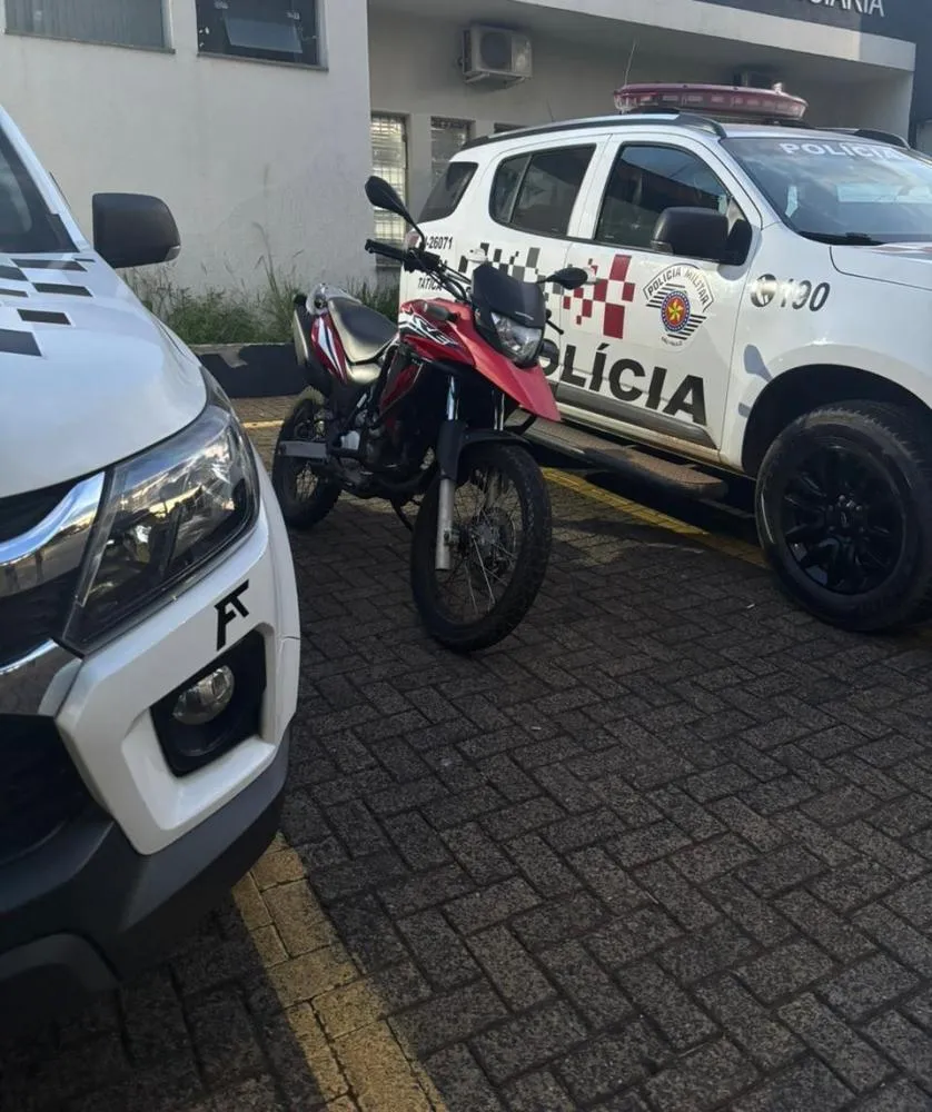 PM prende dois homens por furto de motocicleta em Mogi Guaçu