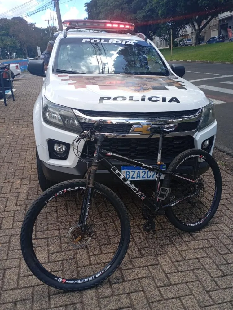 Homem é preso ao tentar furtar bicicleta em estacionamento de comércio em Mogi Guaçu