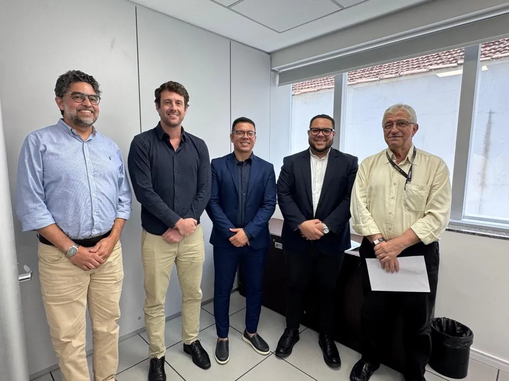 Danilo Barros cobra fiscalização rigorosa da Arsesp sobre falhas na Sabesp e Comgás