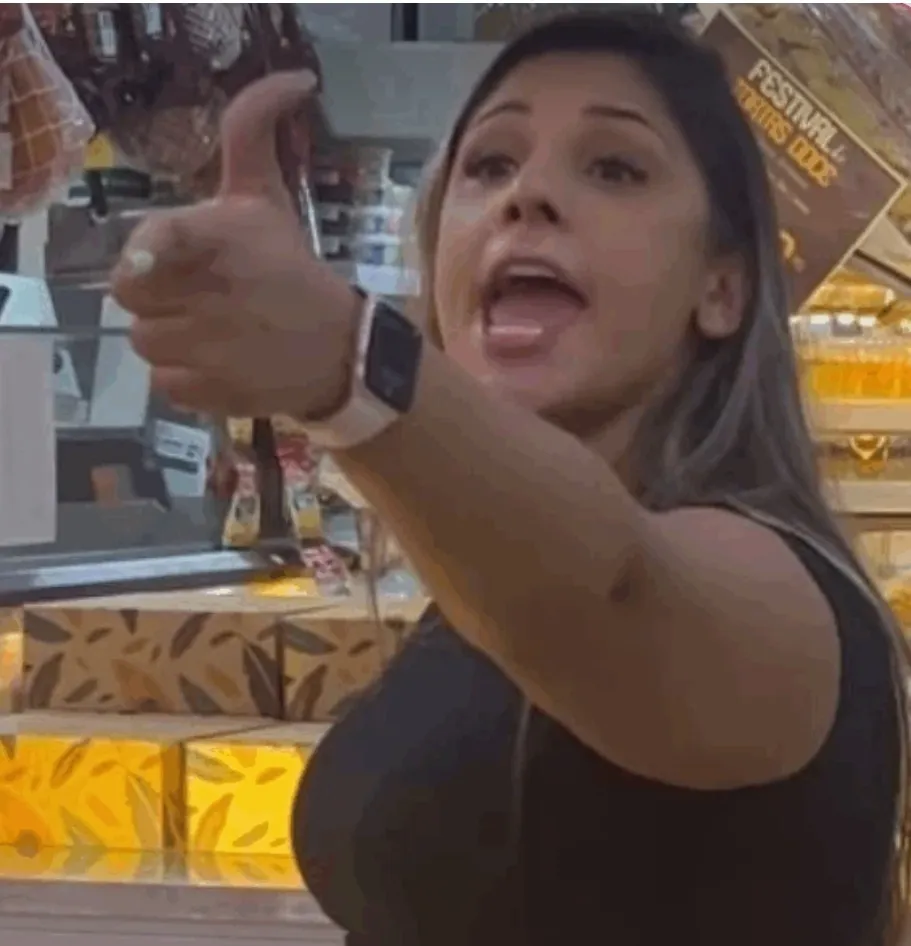 Condenada por homofobia é presa em Campinas ao voltar da Espanha