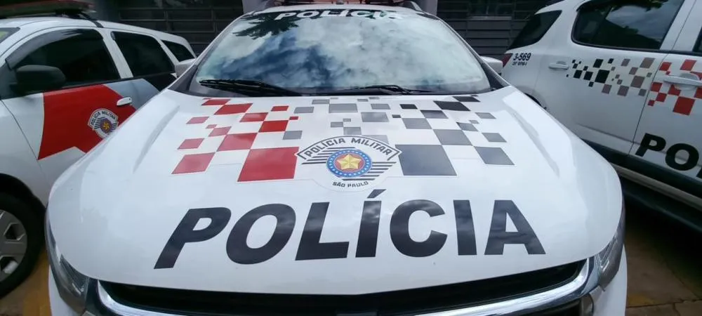 Motorista bêbado e sem CNH foge da PM, bate em carro e termina preso em Mogi Guaçu