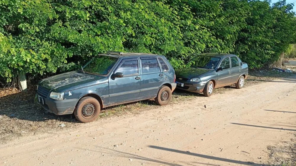 GCM recupera dois veículos roubados em Mogi Mirim e abandonados em Mogi Guaçu