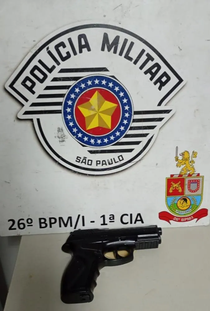 Militar apreende simulacro de arma de fogo após perseguição em Mogi Guaçu