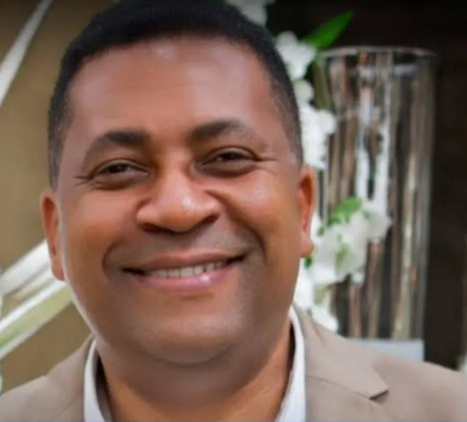 Pastor morre em motel após sexo com amante; esposa reconheceu o corpo