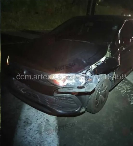 Homem morre atropelado após sair de carro com pane na Rodovia Santos Dumont