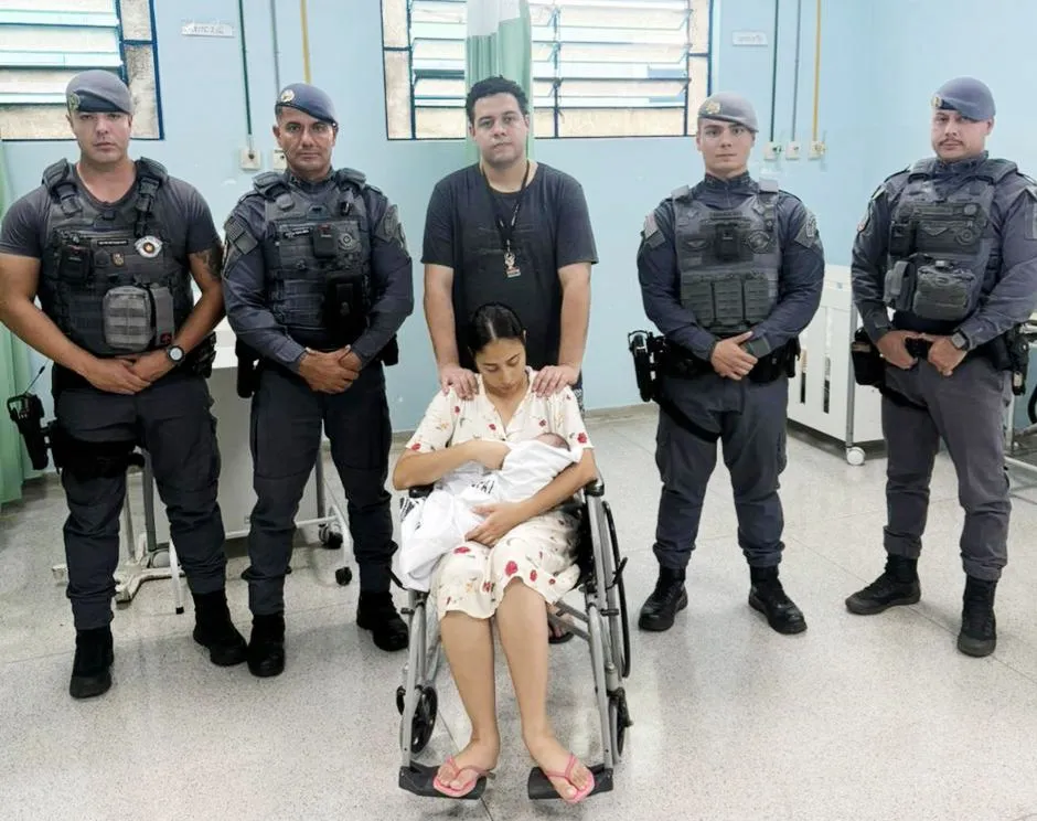Bebê de sete dias engasga e é salvo por policiais militares em Sumaré