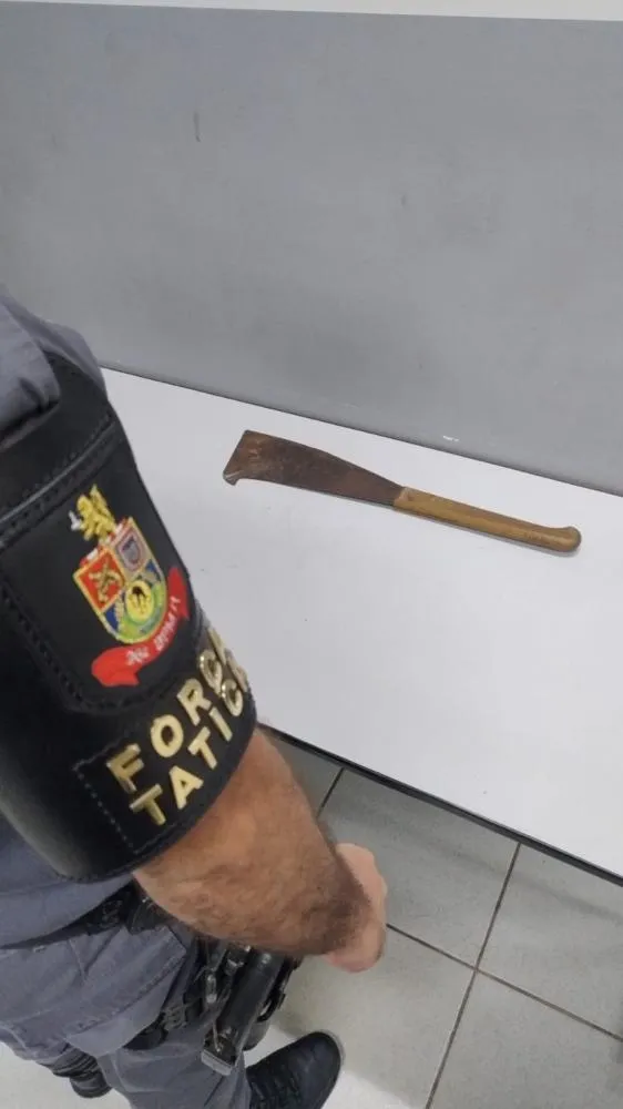 Discussão entre amigos durante bebedeira termina em tentativa de homicídio em Mogi Guaçu
