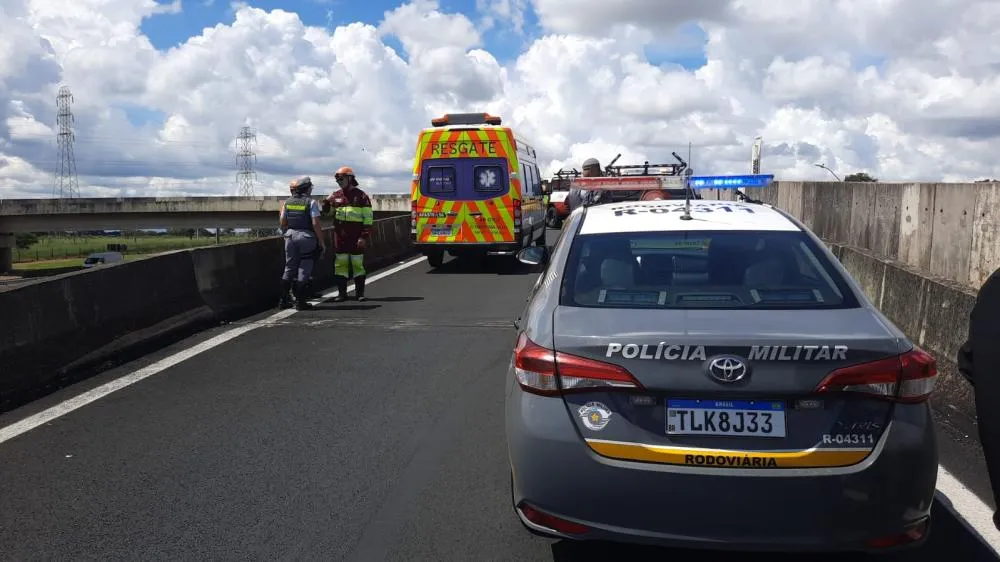 Fuga policial termina em colisão frontal e dois mortos na Rodovia Anhanguera, em Sumaré