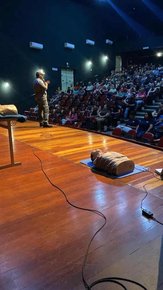 Bombeiros de Mogi Guaçu dão formação de primeiros socorros a 2 mil educadores