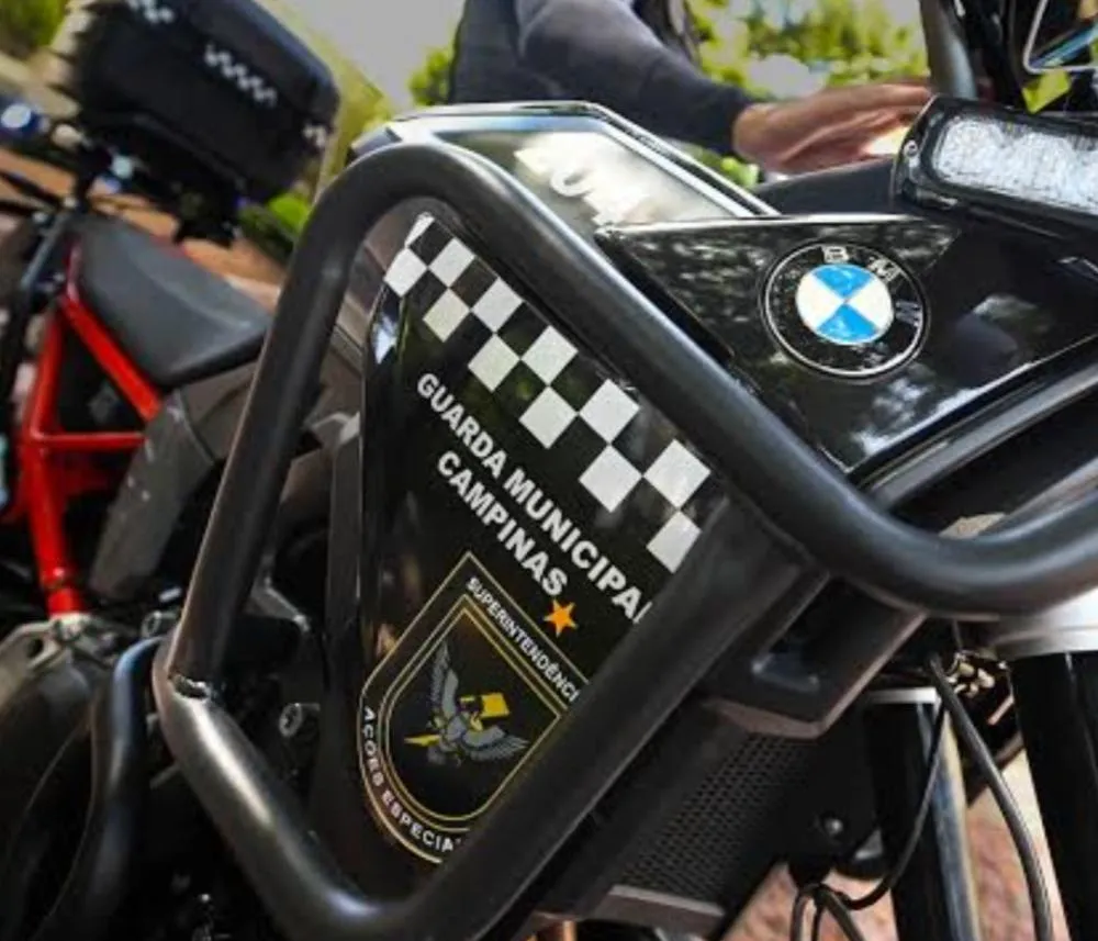 Pedestre morre atropelado por moto da GM durante perseguição em Campinas