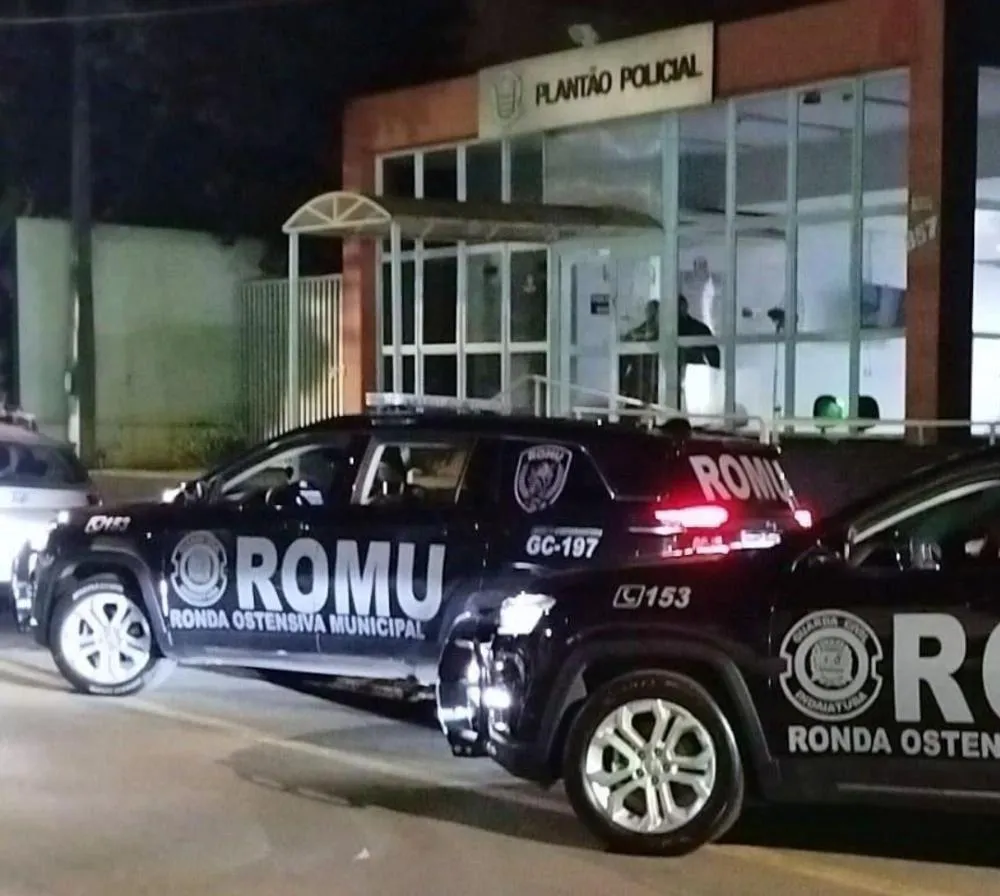 Romu recupera carro furtado em Indaiatuba e apreende dois menores