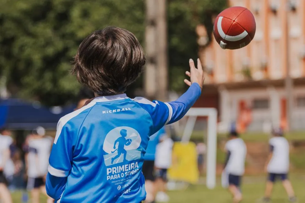 Projeto social abre inscrições de aulas gratuitas de flag football em Campinas