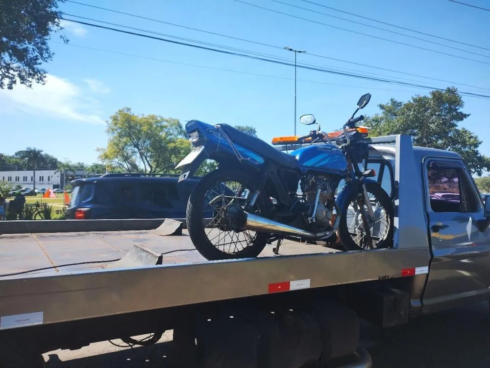 GCM apreende duas motos e um carro por infrações de trânsito em Mogi Guaçu