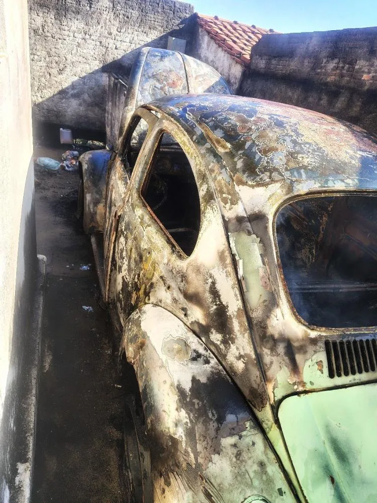 Mulher é acusada de atear fogo e destruir carro de ex em Mogi Guaçu