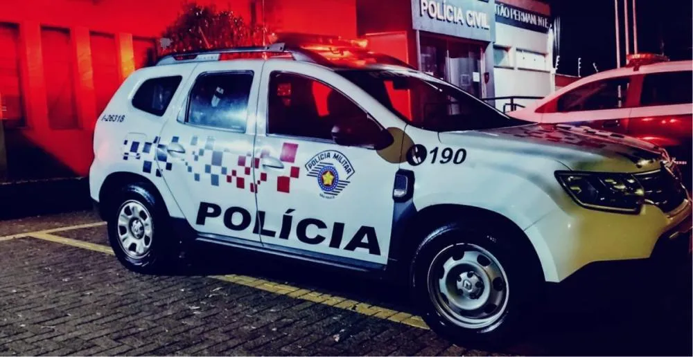 Polícia prende procurado pela justiça em condomínio de Itapira