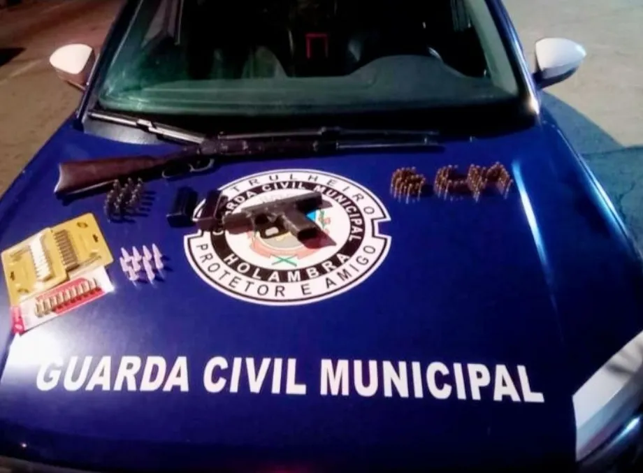 Homem é preso após disparar arma dentro de bar em Holambra