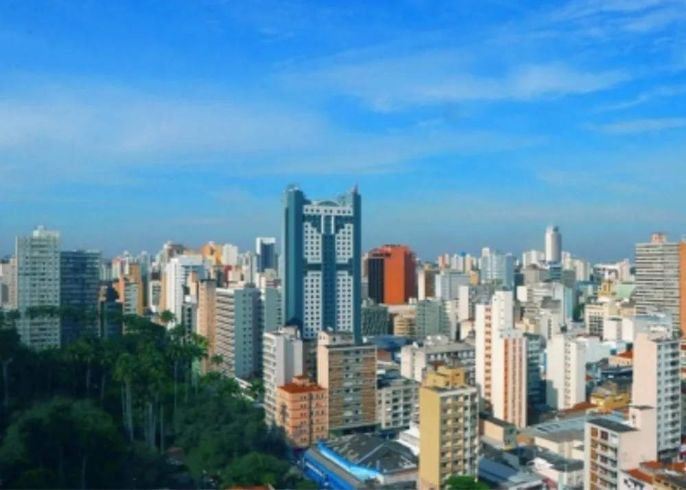 Região vai de tempo seco no sábado a chegada de frente fria no domingo