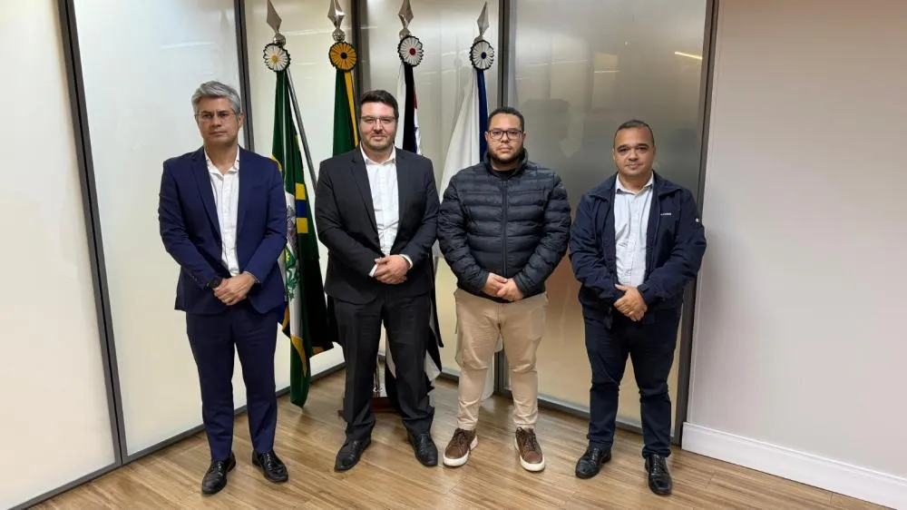 Danilo Barros cobra solução definitiva para a melhoria da qualidade da água em reunião com a ARSESP