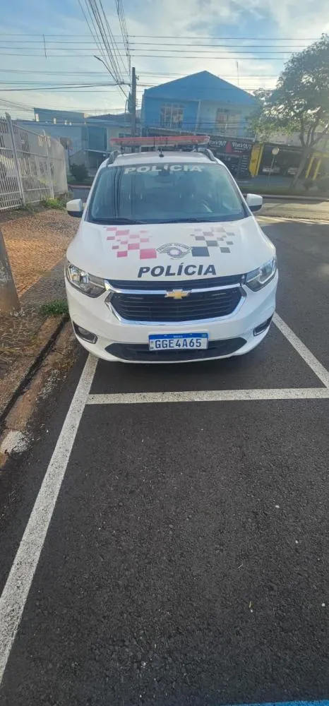 Marido ameaça família e quebra celulares após ser perguntado sofre tarefas da casa no Guaçu