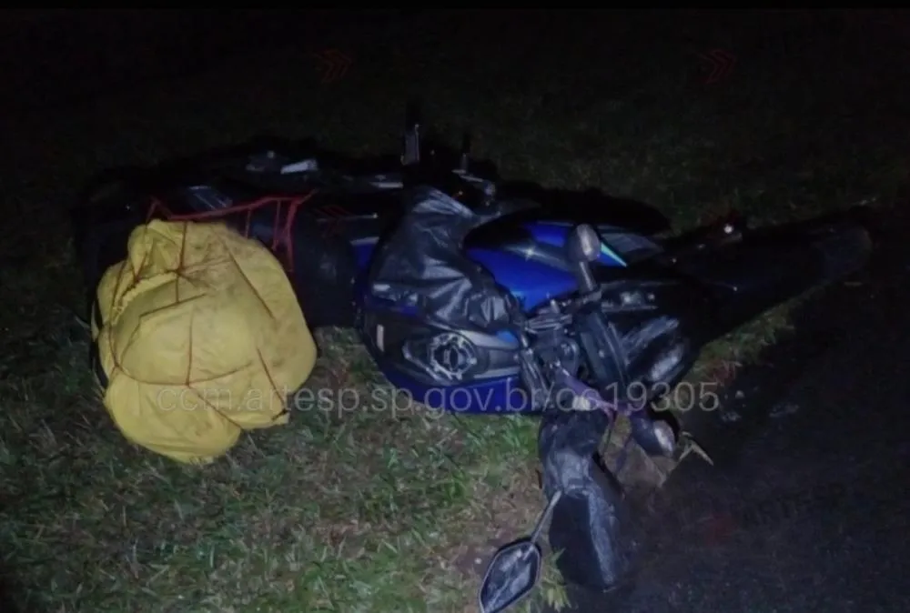 Acidente que matou duas pessoas na SP-340 envolveu seis veiculos