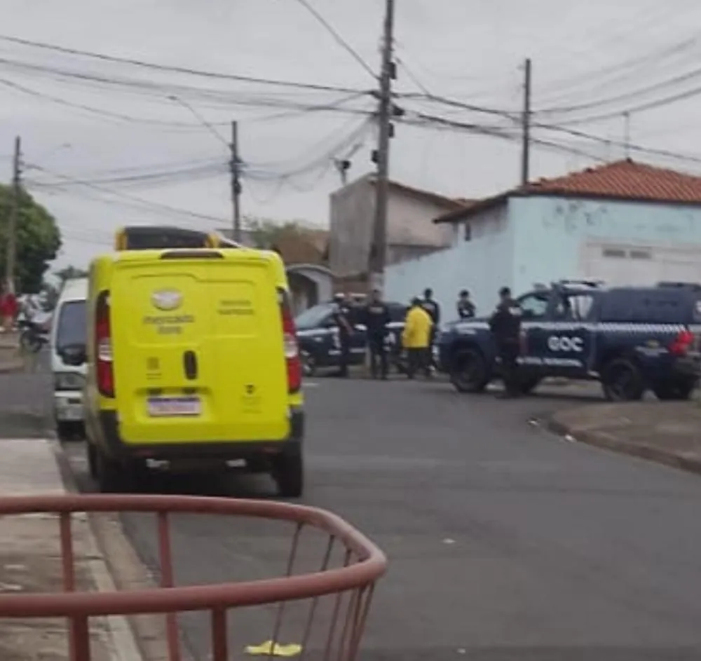 Motorista faz cavalo de pau, perde controle e mata homem em Mogi Guaçu
