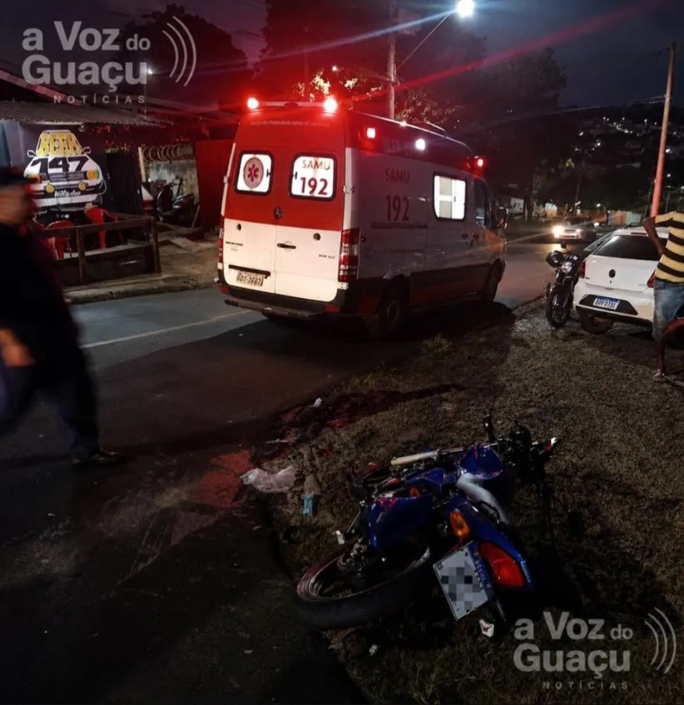 Motociclista de 22 anos fica gravemente ferido em acidente com carro em Mogi Guaçu