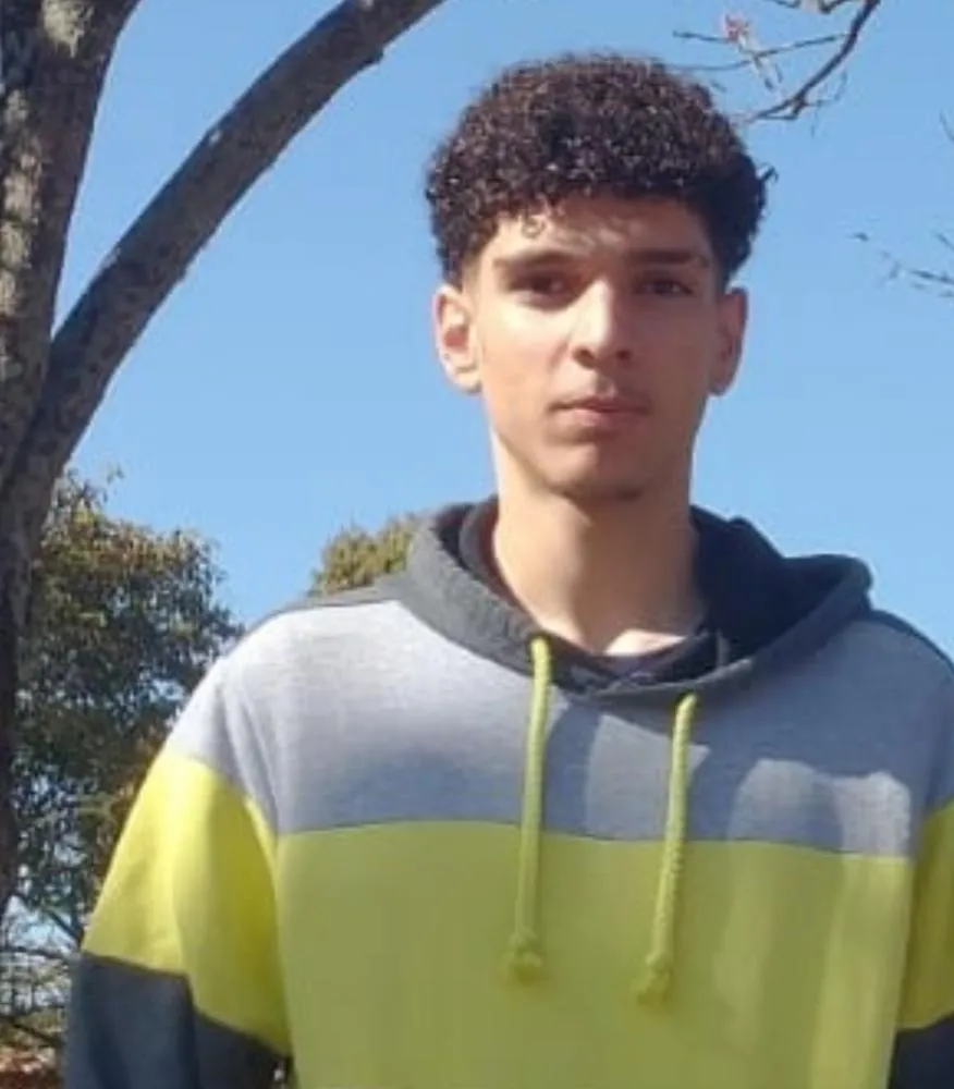 Jovem de 19 anos morre após bater moto contra árvore em Artur Nogueira