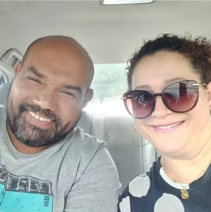 Alberto Cristino e Ivanete Alves Peixoto Cristino estavam a bordo da embarcação (Crédito: Arquivos Pessoal)