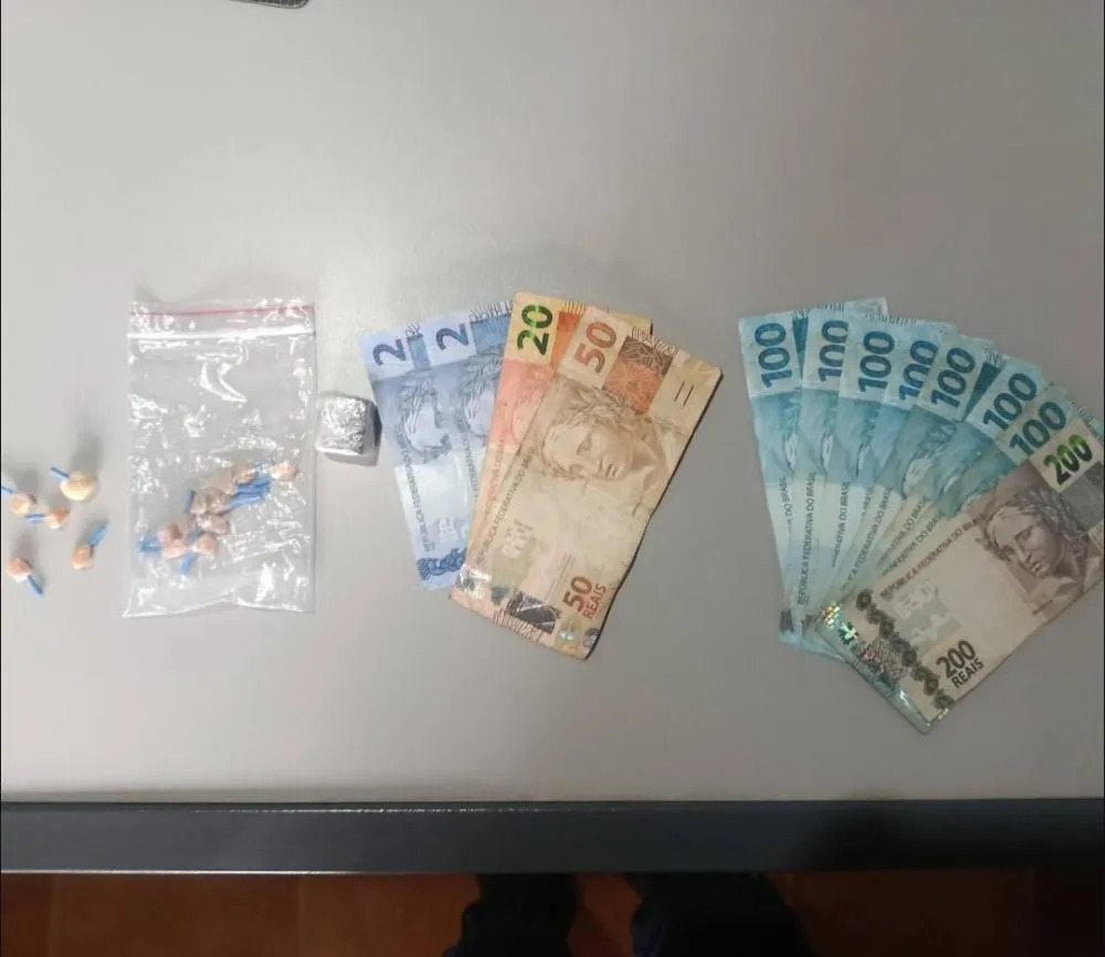 Drogas foram apreendidas (Crédito: Divulgação)