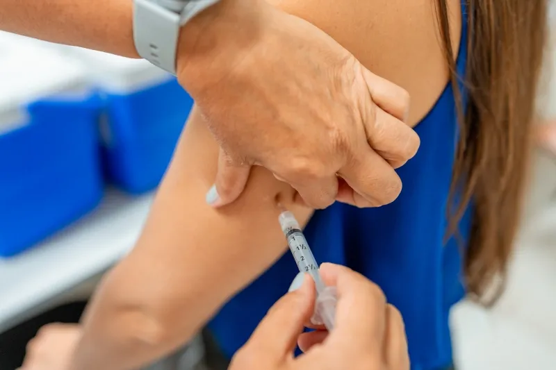 Valinhos realiza mutirão de multivacinação e Papanicolau na UBS Vila Santana neste sábado