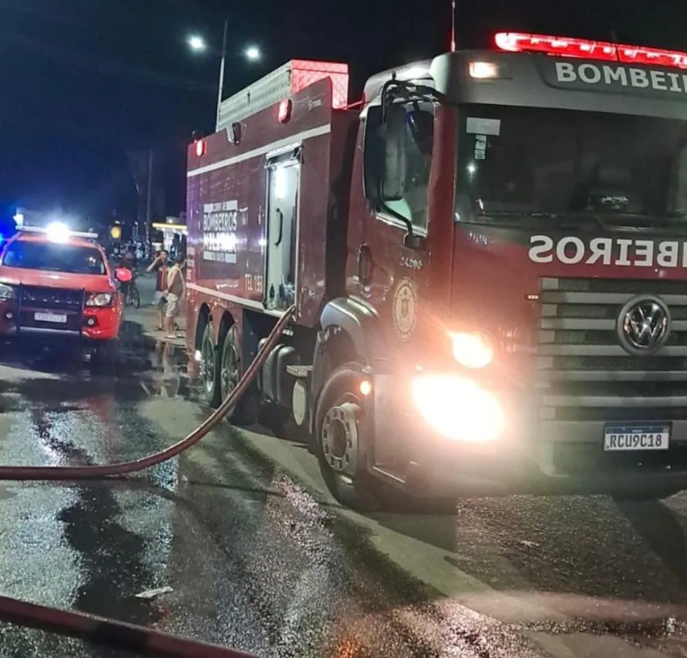 Mulher morre carbonizada após incêndio atingir apartamento em Campinas