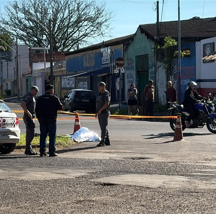 Local isolado pela Polícia Militar após homicídio em Mogi Guaçu, nesta terça-feira (27) (Crédito: divulgação)