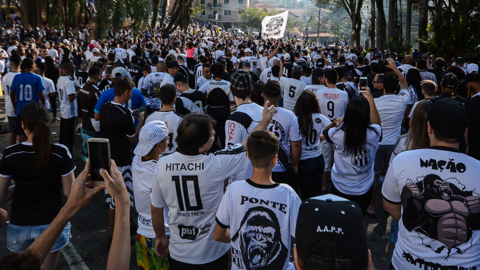 Ponte Preta encara CRB em disputa pelo G4