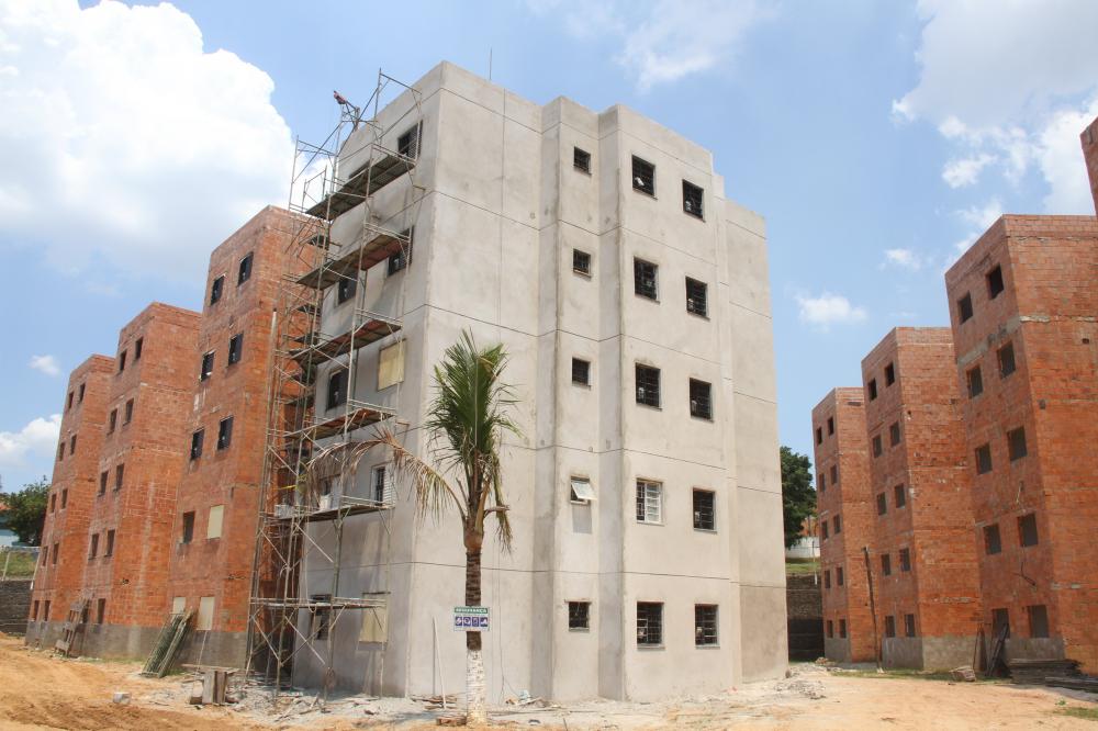 Obras de unidades habitacionais são retomadas em Hortolândia