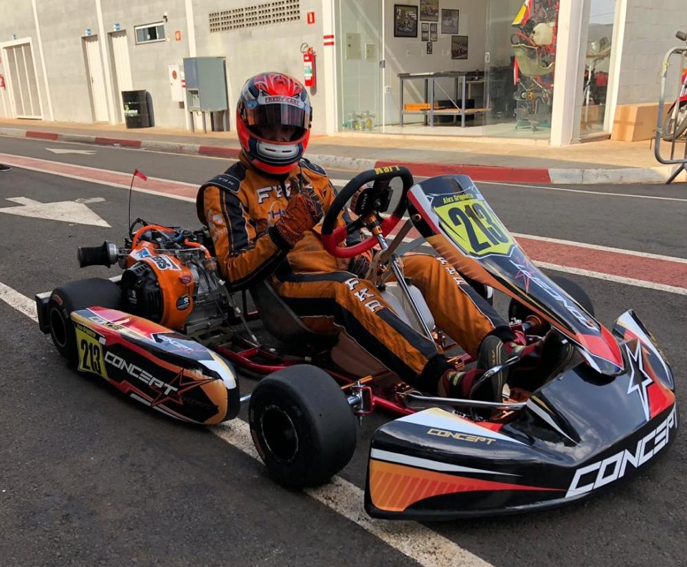 Piloto de Hortolândia participa pela 1° vez da Copa Brasil de Kart