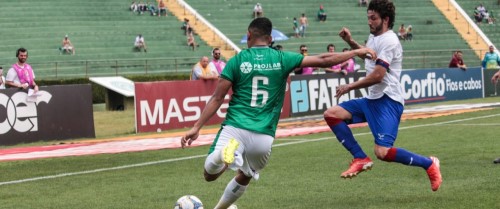 Guarani vence o Paraná e deixa zona de rebaixamento