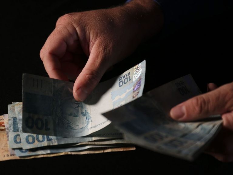 Comissão dos Direitos da Pessoa Idosa discute pagamento de 14º salário a aposentado e pensionista