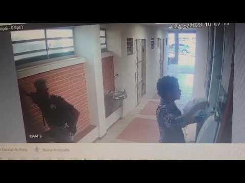 HOMEM ROUBANDO IGREJA EM ITAPIRA