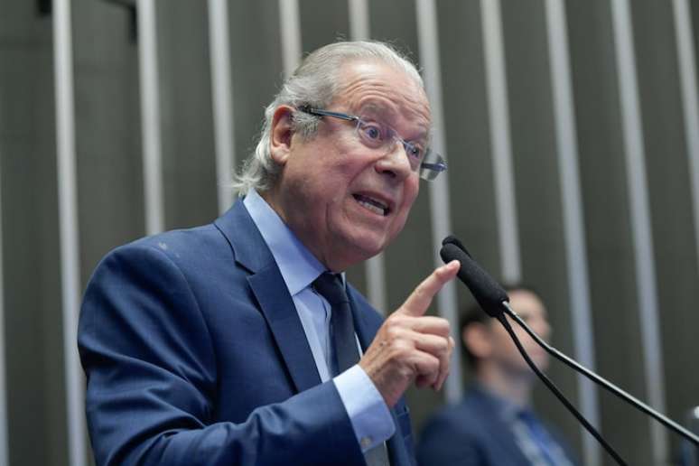 ENTREVISTA COM JOSÉ DIRCEU 