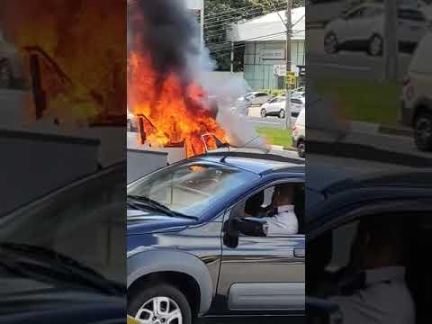 Carro pega foto em Mogi Guaçu!!!